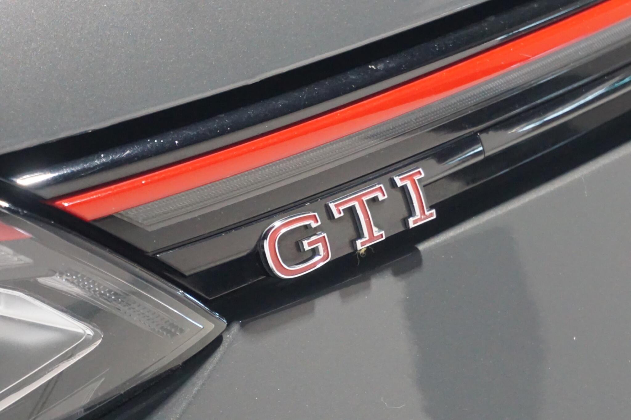 Volkswagen Golf 2.0 TSI GTI Hatchback 5dr Petrol DSG Euro 6 (s/s) (245 ps)
